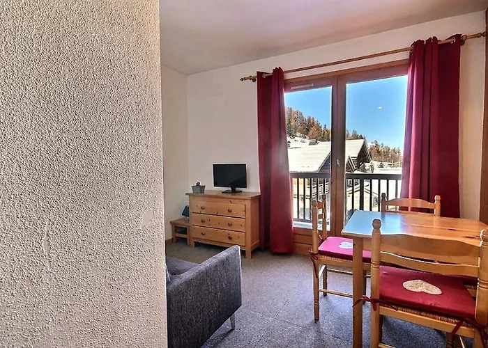 Cosy Pour 4 Au Pied Des Pistes - Fr-1-455-112