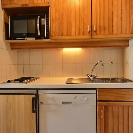 Cosy Pour 4 Au Pied Des Pistes - Fr-1-455-112