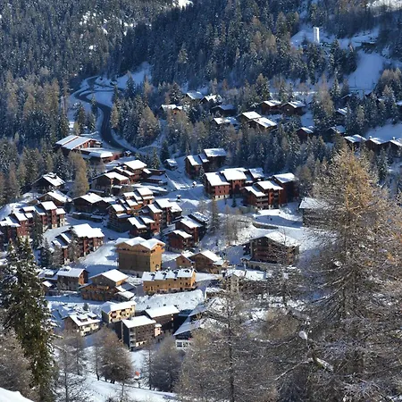 Cosy Pour 4 Au Pied Des Pistes - Fr-1-455-112 * La Plagne